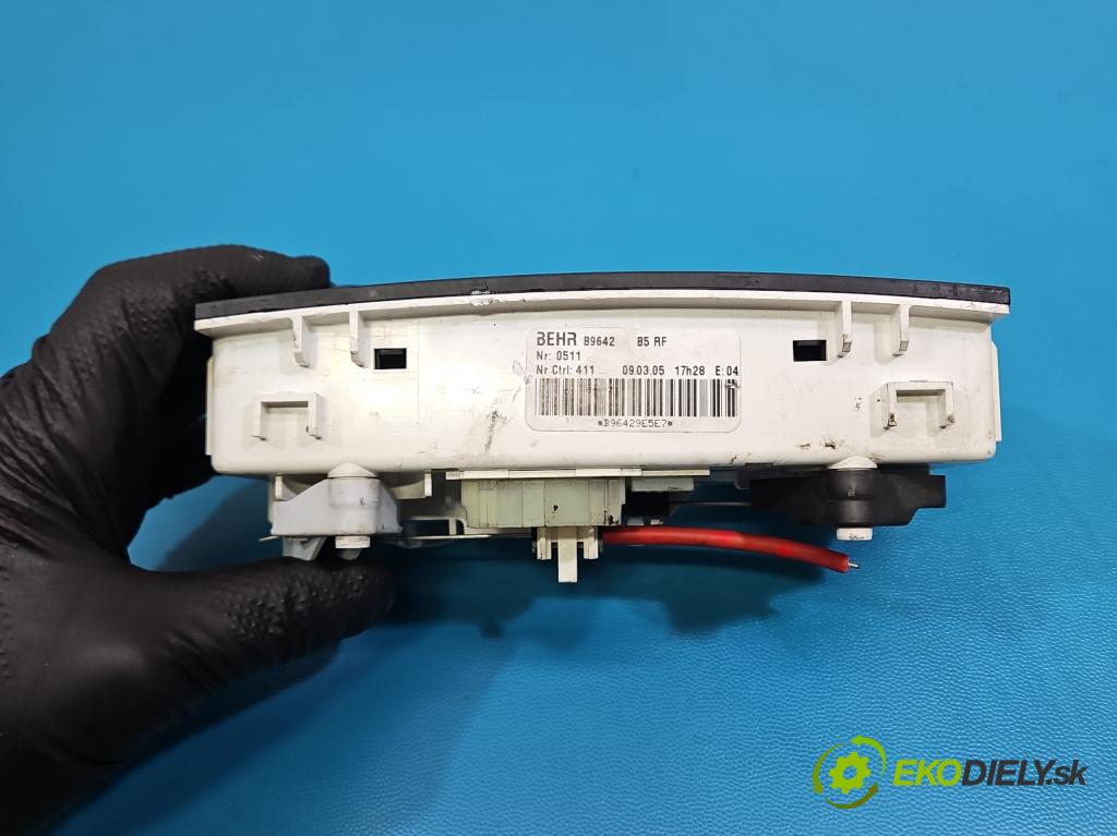 Citroen C4 I 2004-2011 1.4 16V 88 HP manual 65 kW 1360 cm3 3- panel kúrenia B9642