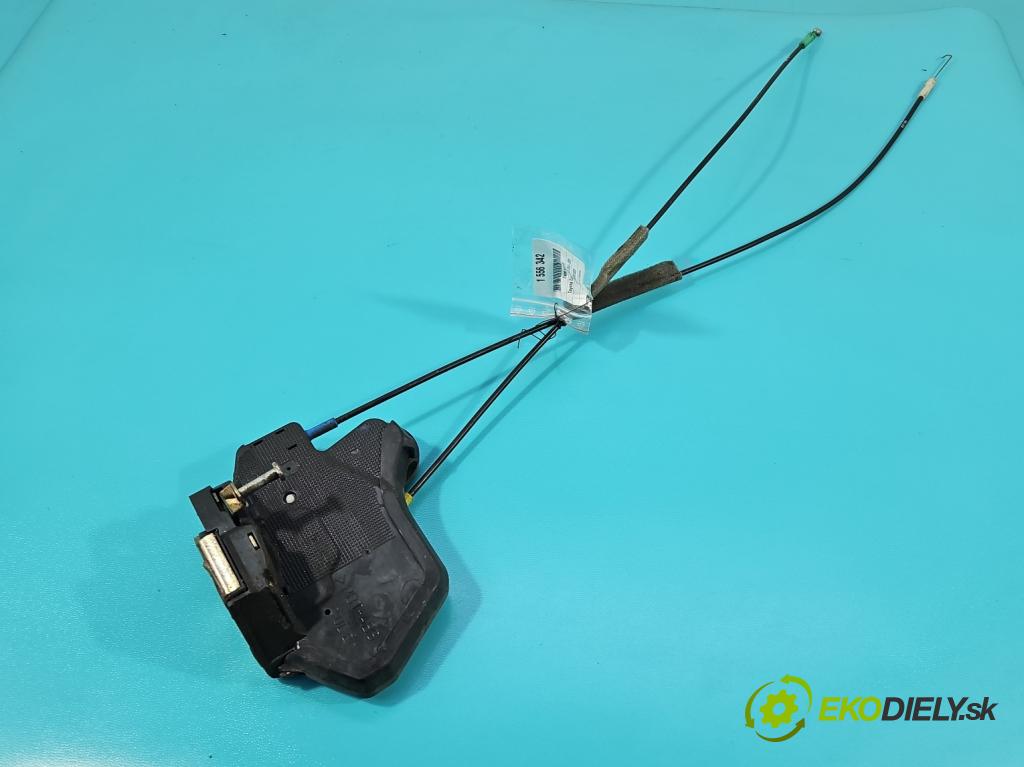 Toyota Corolla Verso II 2004-2009 1.8 vvti 129 hp manual 95 kW 1794 cm3 5- zámek zadní levý 