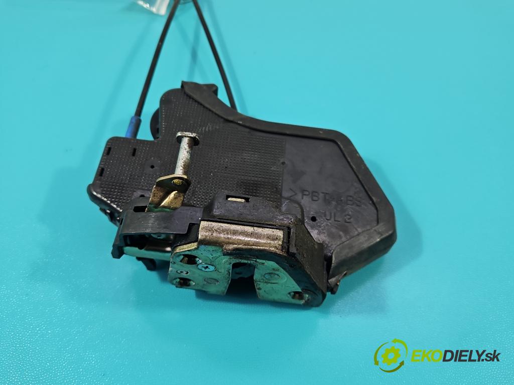 Toyota Corolla Verso II 2004-2009 1.8 vvti 129 hp manual 95 kW 1794 cm3 5- zámek zadní levý