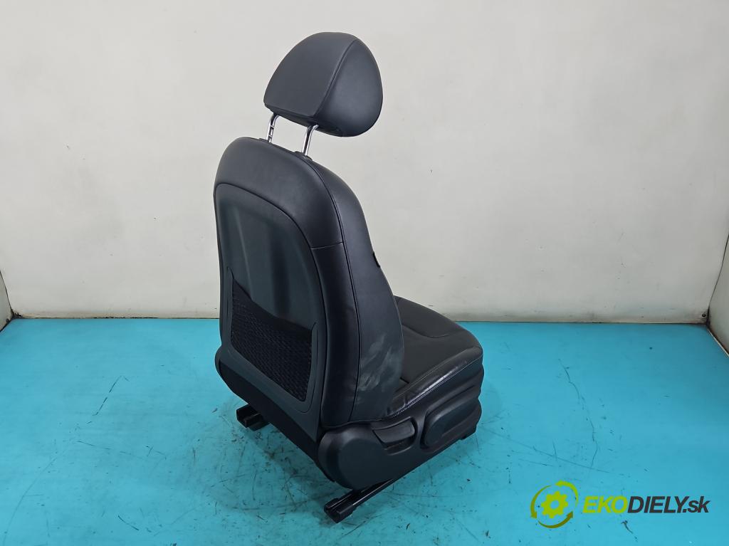 Kia Niro I 2016-2022 1.6 GDI 105 HP automatic 77 kW 1580 cm3 5- sedačke: komplet