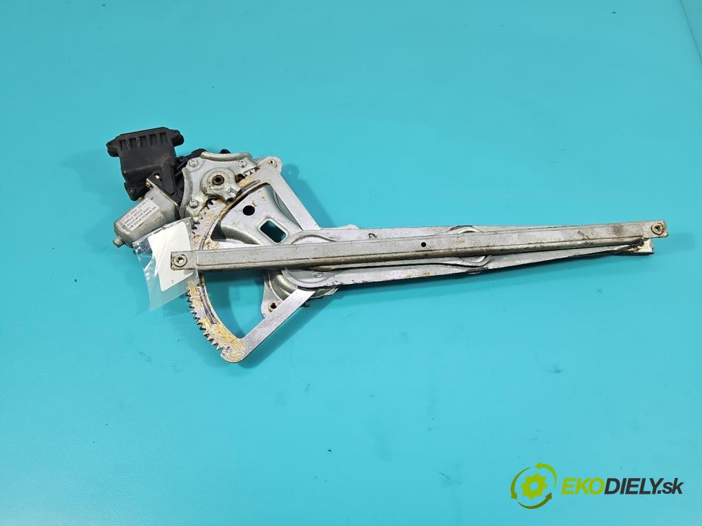 Toyota Corolla Verso II 2004-2009 1.8 vvti 129 HP manual 95 kW 1794 cm3 5- mechanizmus okna predné pravý 69810-0F010