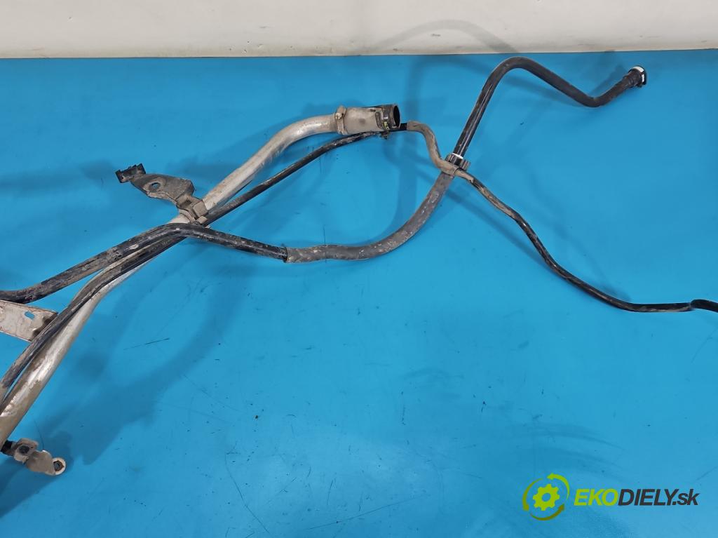 Volvo S90 II 2016- 2.0 T 320KM automatic 235 kW 1969 cm3 4- Nalievacie hrdlo: palivo P31669000