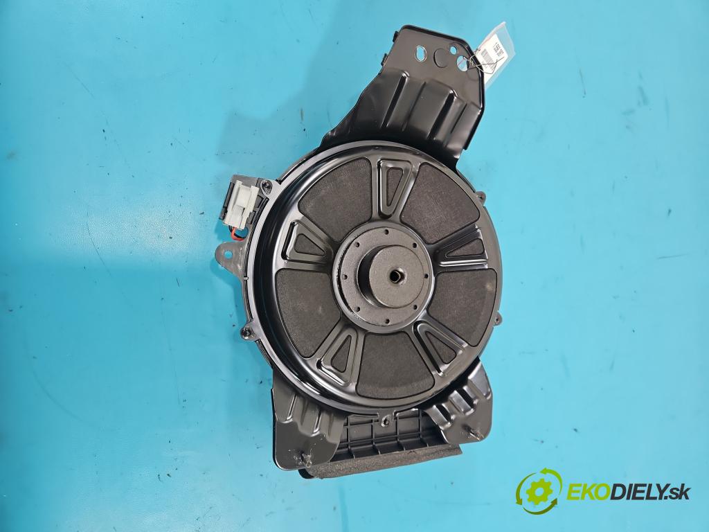 Volvo S90 II 2016- 2.0 T 320KM automatic 235 kW 1969 cm3 4- Subwoofer: 31409672 (Audio zariadenie)