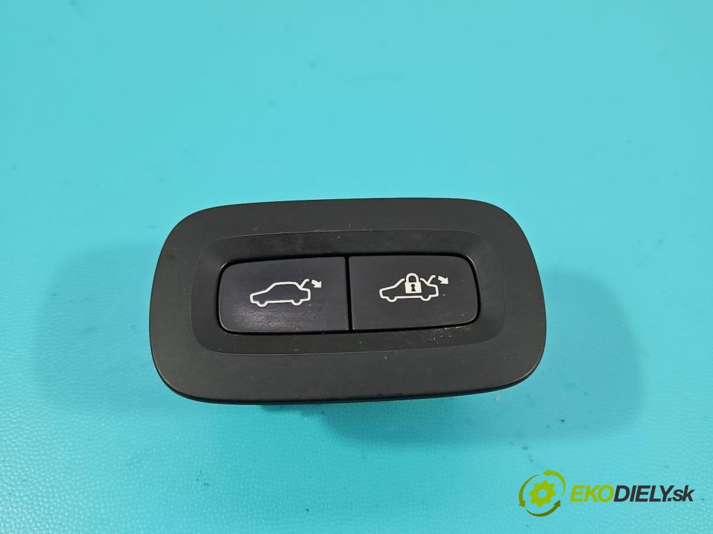 Volvo S90 II 2016- 2.0 T 320KM automatic 235 kW 1969 cm3 4- prepínač ostatné 31427330