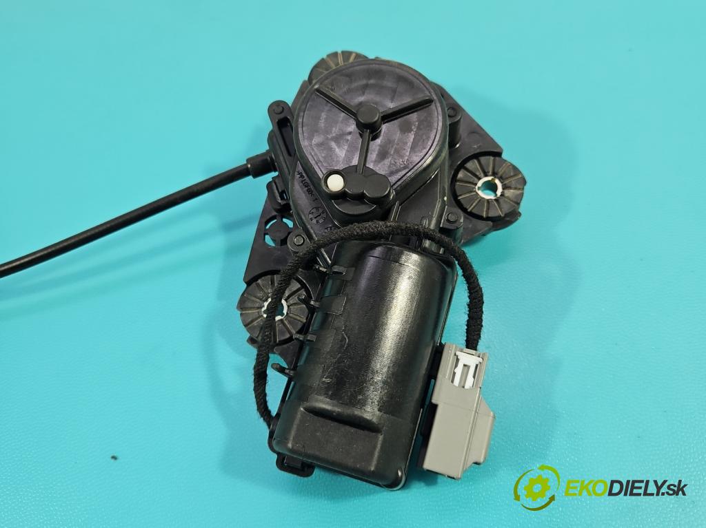 Volvo S90 II 2016- 2.0 T 320KM automatic 235 kW 1969 cm3 4- zámok kufrové dvere zadné 31484594