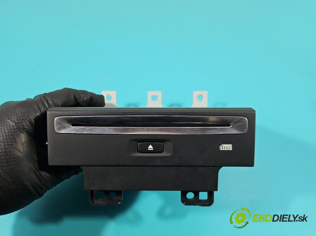 Volvo S90 II 2016- 2.0 T 320KM automatic 235 kW 1969 cm3 4- Menič: cd P31374694AE (CD menič)