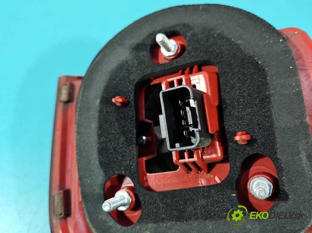 Vw Passat B6 2005-2010 2.0 tdi 170 hp automatic 125 kW 1968 cm3 4- světlo zadní levé 3C5945095C (Klika dveří ostatní)