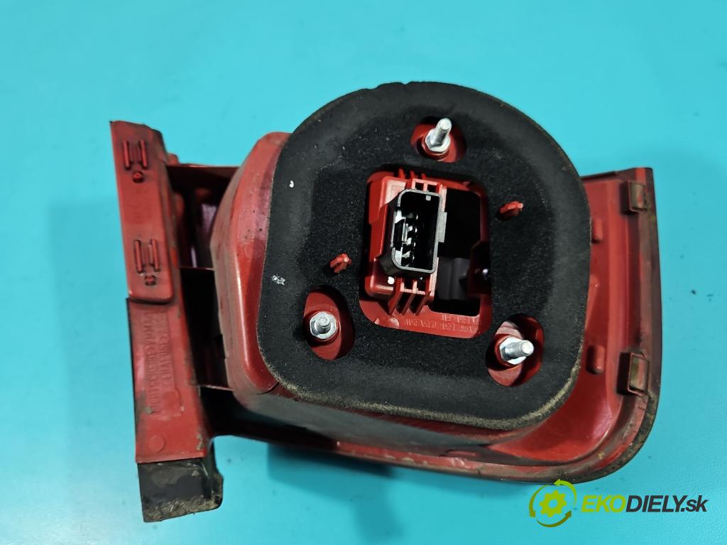 Vw Passat B6 2005-2010 2.0 tdi 170 hp automatic 125 kW 1968 cm3 4- světlo zadní pravé 3C5945096C (Klika dveří ostatní)