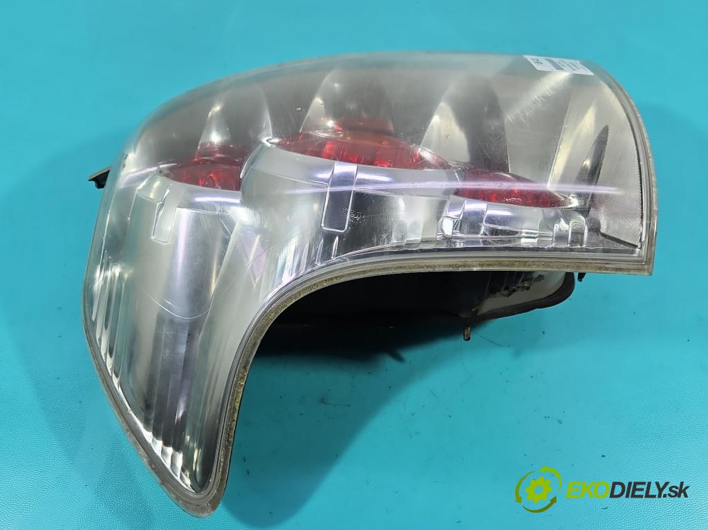 Toyota Corolla Verso II 2004-2009 1.8 vvti 129 HP manual 95 kW 1794 cm3 5- svetlo / reflektor zadné ľavé  (Kľučka dverí ostatné)