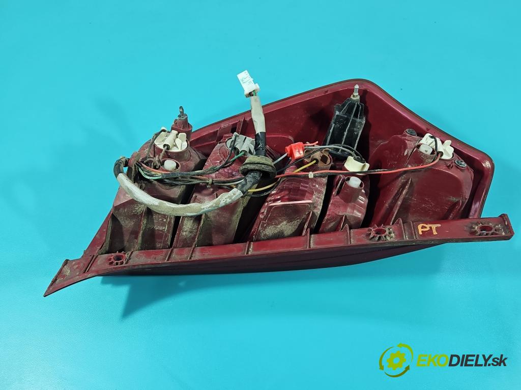 Hyundai I10 I 2008-2013 1.1 69KM manual 50.8 kW 1086 cm3 5- světlo zadní pravé 92402-0X1 (Klika dveří ostatní)