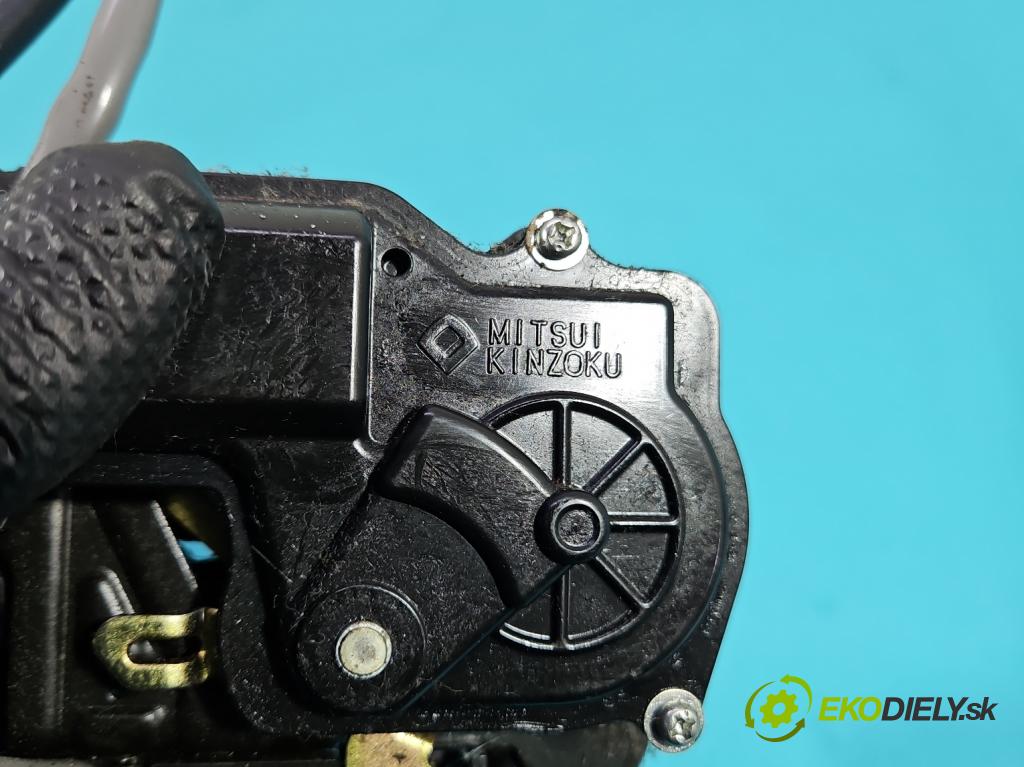 Toyota Corolla Verso II 2004-2009 1.8 vvti 129 HP manual 95 kW 1794 cm3 5- zámok kufrové dvere zadné