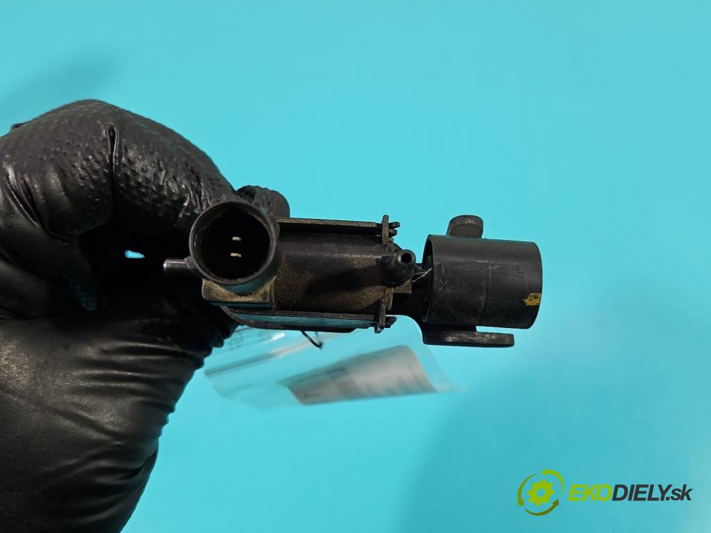 Honda Fr-v 2.2 i-ctdi: 140 hp manual 103 kW 2204 cm3 5- ventil vakuum: 184600-4560 (Ventil)