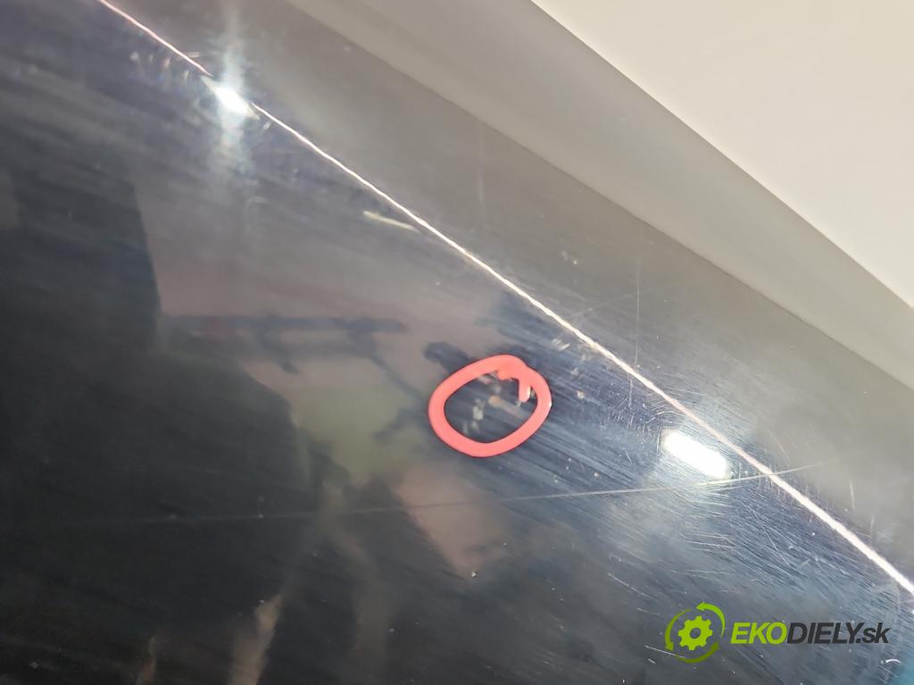 Honda Fr-v 2.2 i-ctdi: 140 HP manual 103 kW 2204 cm3 5- blatník predné pravý  (Kľučka dverí ostatné)