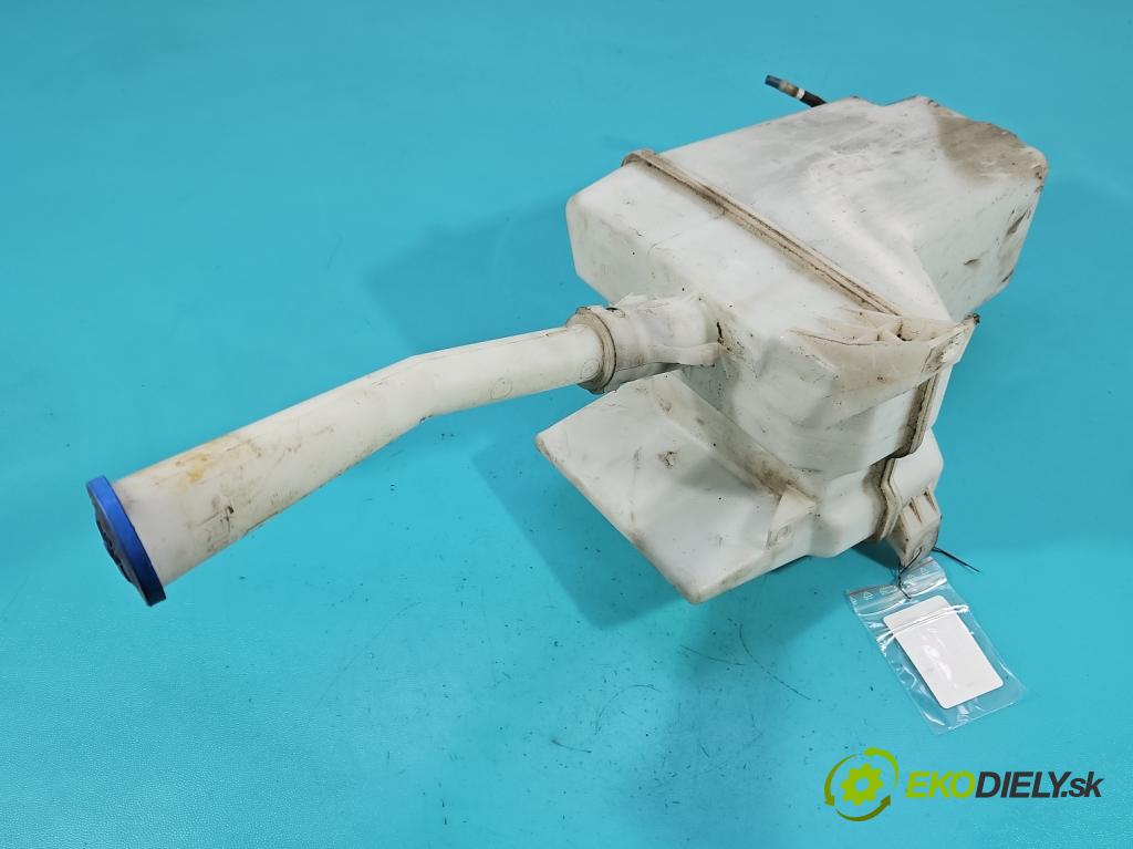 Toyota Corolla Verso II 2004-2009 1.8 vvti 129 HP manual 95 kW 1794 cm3 5- nádržka tekutina: ostrekovačov