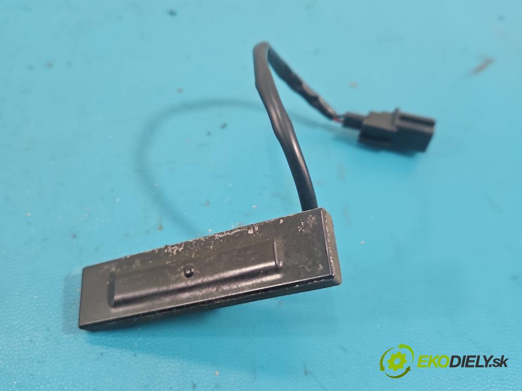 Kia Niro I 2016-2022 1.6 GDI 105 HP automatic 77 kW 1580 cm3 5- rukoväť kufrové dvere zadné 