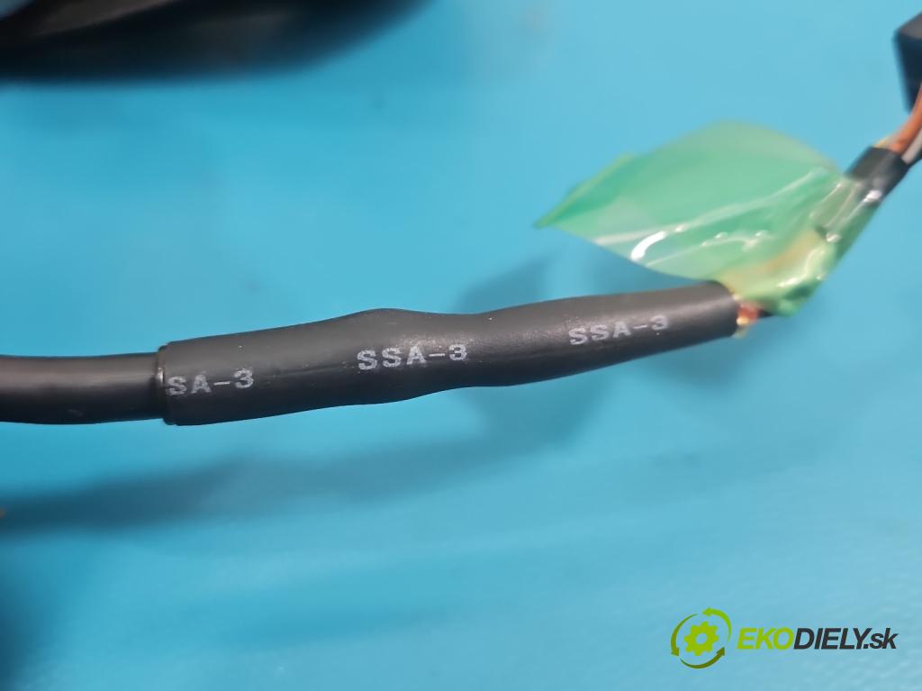 Kia Niro I 2016-2022 1.6 GDI 105 HP automatic 77 kW 1580 cm3 5- Kamera cúvania 95760-G5000