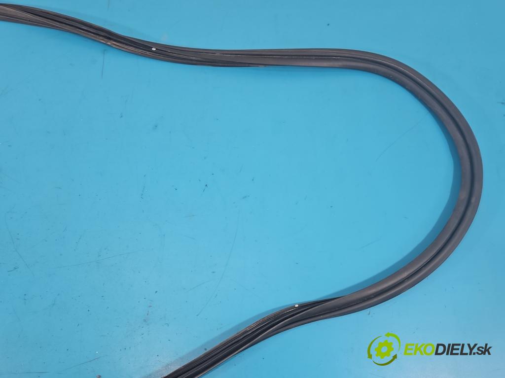 Kia Niro I 2016-2022 1.6 GDI 105 HP automatic 77 kW 1580 cm3 5- Těsnění: kufrové dvere