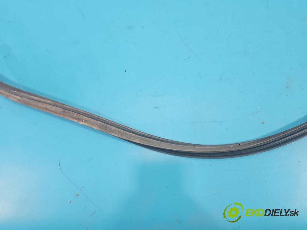 Kia Niro I 2016-2022 1.6 GDI 105 HP automatic 77 kW 1580 cm3 5- Těsnění: kufrové dvere