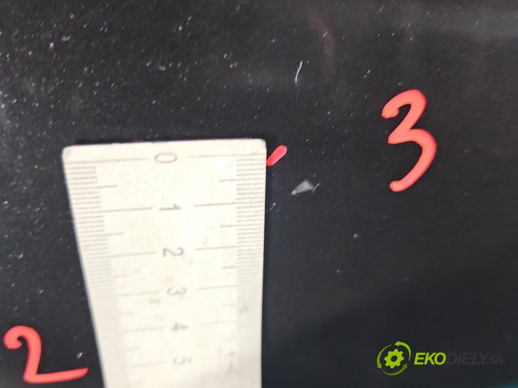 Kia Niro I 2016-2022 1.6 GDI 105 hp automatic 77 kW 1580 cm3 5- dveře zadní pravé  (Klika dveří ostatní)