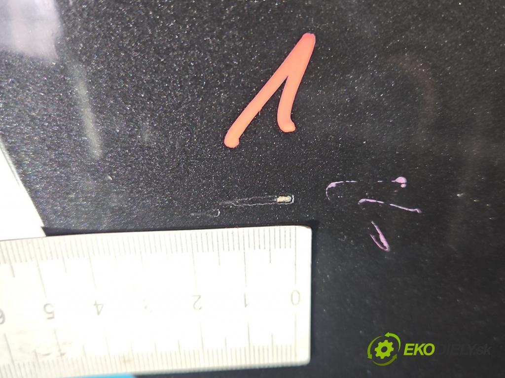 Kia Niro I 2016-2022 1.6 GDI 105 hp automatic 77 kW 1580 cm3 5- dveře zadní pravé  (Klika dveří ostatní)