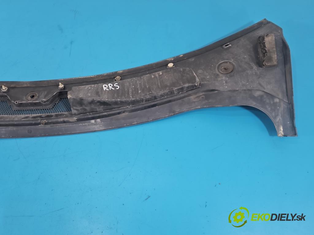 Land rover Range Rover sport I L320 3.6 TD V8 272 HP automatic 200 kW 3628 cm3 5- torpédo JAG500042 (Torpédo (plast pod čelným sklom))