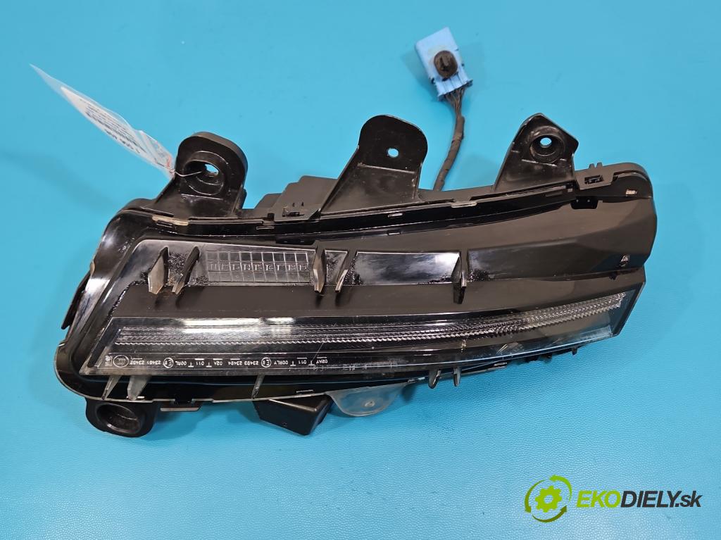 Peugeot 3008 II 2016-2023 1.5 hdi 131 hp automatic 96 kW 1499 cm3 5- Světlo provozu denně pravé 9836230980