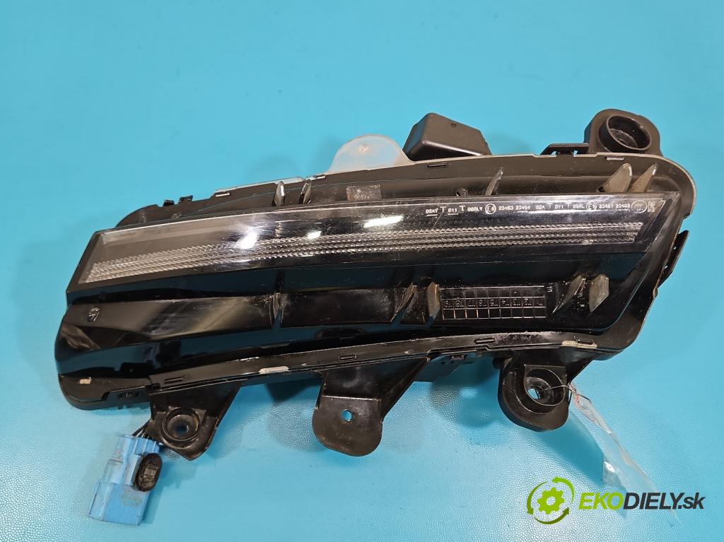 Peugeot 3008 II 2016-2023 1.5 hdi 131 hp automatic 96 kW 1499 cm3 5- Světlo provozu denně pravé 9836230980