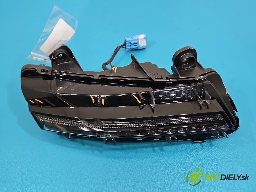 Peugeot 3008 II 2016-2023 1.5 hdi 131 hp automatic 96 kW 1499 cm3 5- Světlo provozu denně levé 9836231080