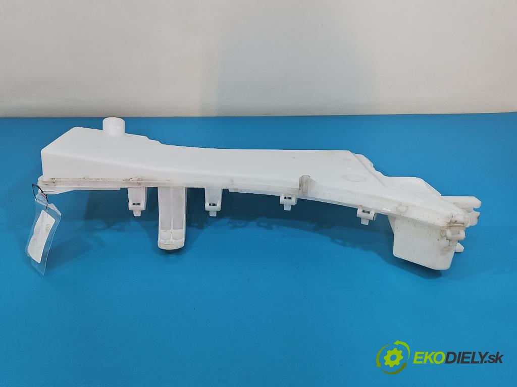 Peugeot 3008 II 2016-2023 1.5 hdi 131 HP automatic 96 kW 1499 cm3 5- nádržka tekutina: ostrekovačov 9826400780