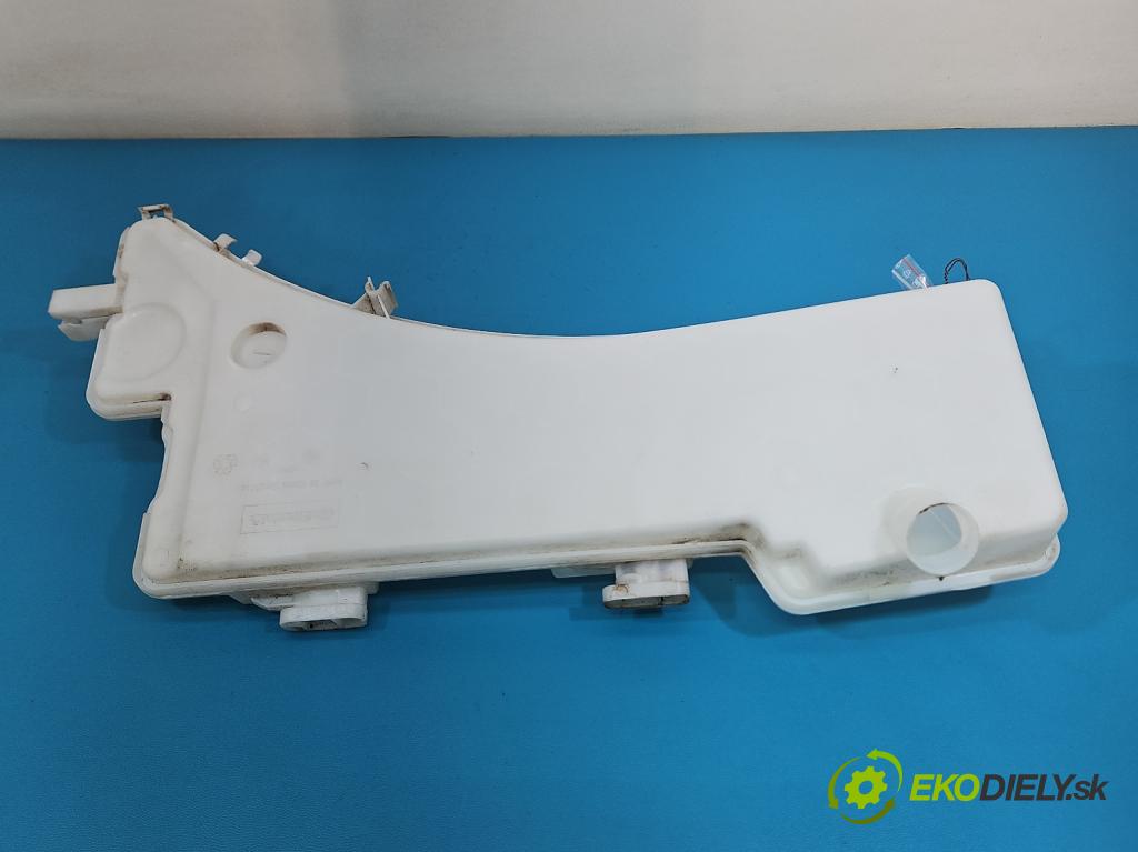 Peugeot 3008 II 2016-2023 1.5 hdi 131 HP automatic 96 kW 1499 cm3 5- nádržka tekutina: ostrekovačov 9826400780