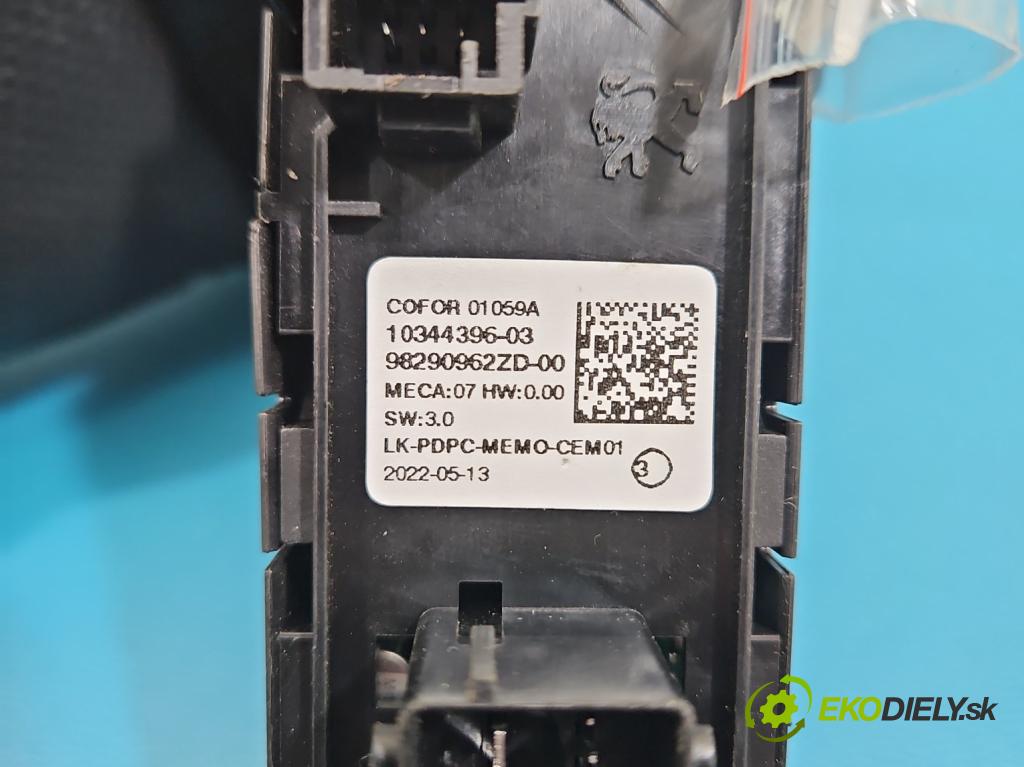 Peugeot 3008 II 2016-2023 1.5 hdi 131 hp automatic 96 kW 1499 cm3 5- Přepínač oken zpětných zrcátek 98290962ZD