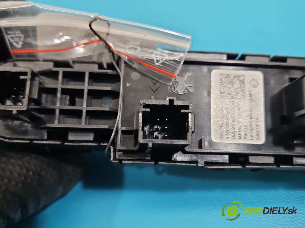 Peugeot 3008 II 2016-2023 1.5 hdi 131 hp automatic 96 kW 1499 cm3 5- Přepínač oken zpětných zrcátek 98290962ZD