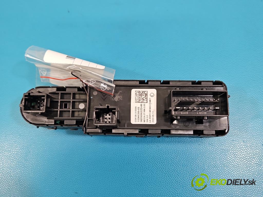 Peugeot 3008 II 2016-2023 1.5 hdi 131 hp automatic 96 kW 1499 cm3 5- Přepínač oken zpětných zrcátek 98290962ZD