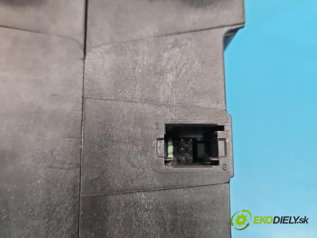 Peugeot 3008 II 2016-2023 1.5 hdi 131 hp automatic 96 kW 1499 cm3 5- kulisa změny stupňová 98336270DX (Řadicí páka (kulisa) )