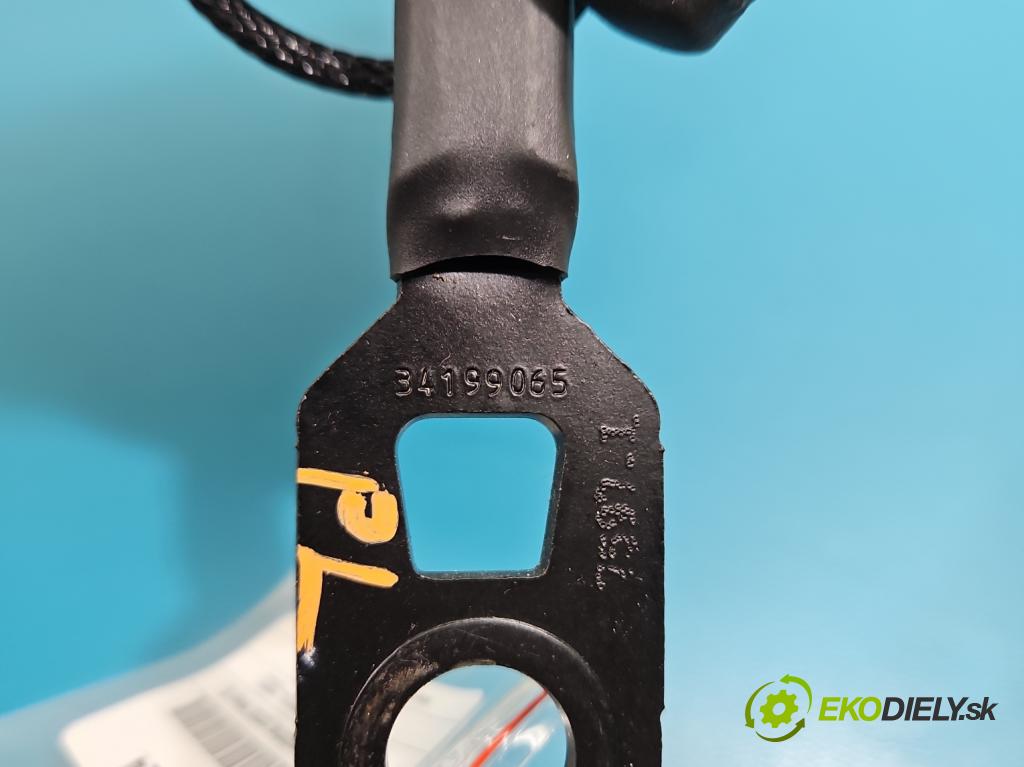 Peugeot 3008 II 2016-2023 1.5 hdi 131 HP automatic 96 kW 1499 cm3 5- pas bezpečnosť: predné ľavý 9809502477