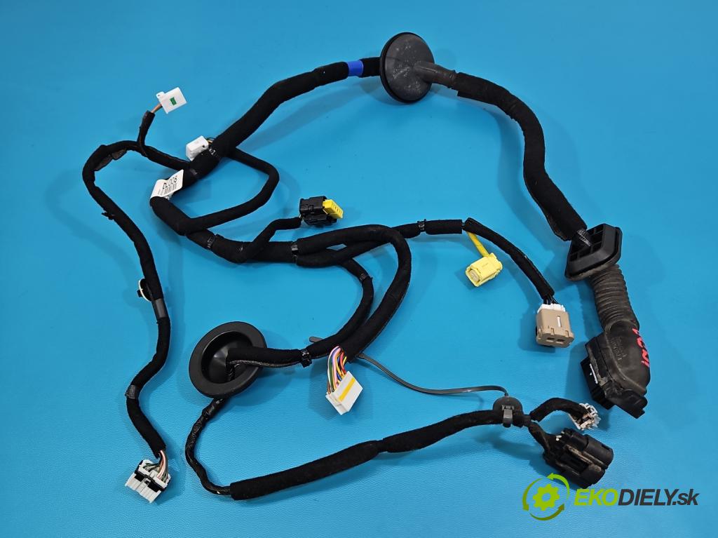 Kia Niro I 2016-2022 1.6 GDI 105 HP automatic 77 kW 1580 cm3 5- Zväzok: dvere predné vľavo: 91605G5080