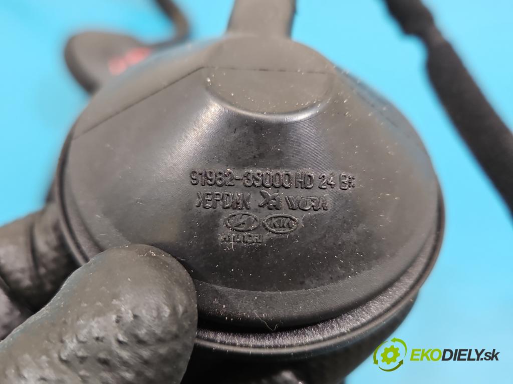 Kia Niro I 2016-2022 1.6 GDI 105 hp automatic 77 kW 1580 cm3 5- Balíček: dveře zadní pravých 91660-G5190