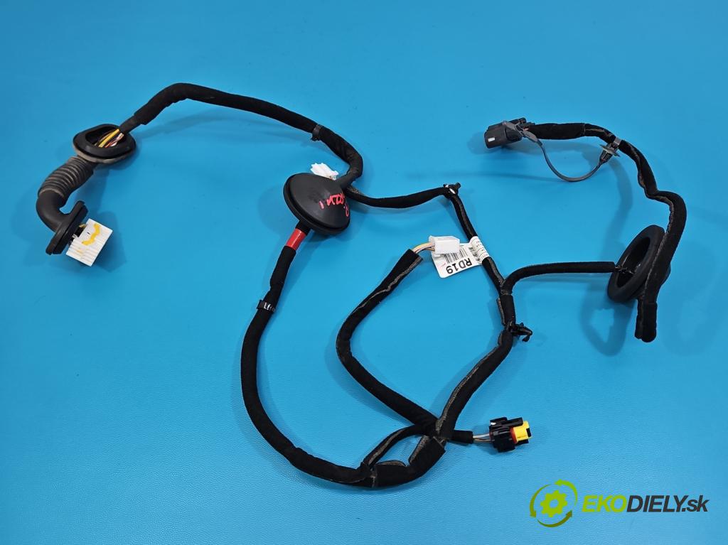 Kia Niro I 2016-2022 1.6 GDI 105 hp automatic 77 kW 1580 cm3 5- Balíček: dveře zadní pravých 91660-G5190