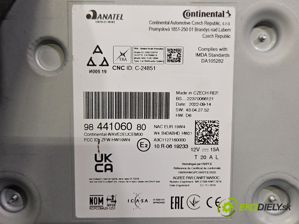 Peugeot 3008 II 2016-2023 1.5 hdi 131 HP automatic 96 kW 1499 cm3 5- Radio originál 9844106080