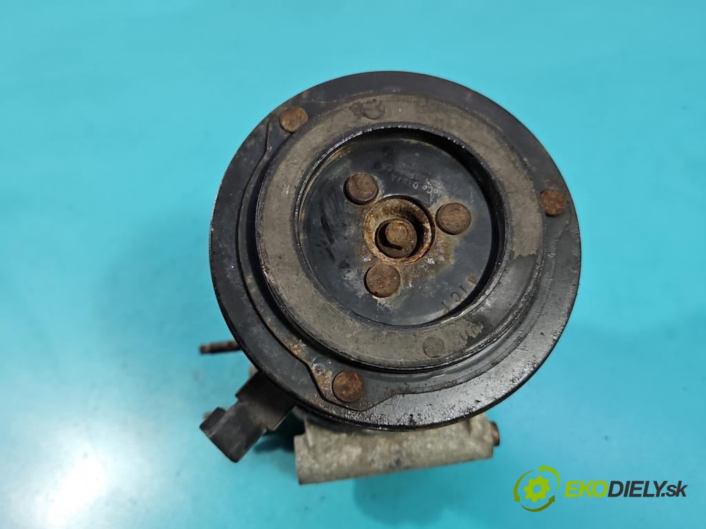 Ford Focus Mk3 2010-2018 1.6 tdci 95 hp manual 70 kW 1560 cm3 5- Kompresor: klíma AV11-19D629-BB (Kompresor klimatizace)