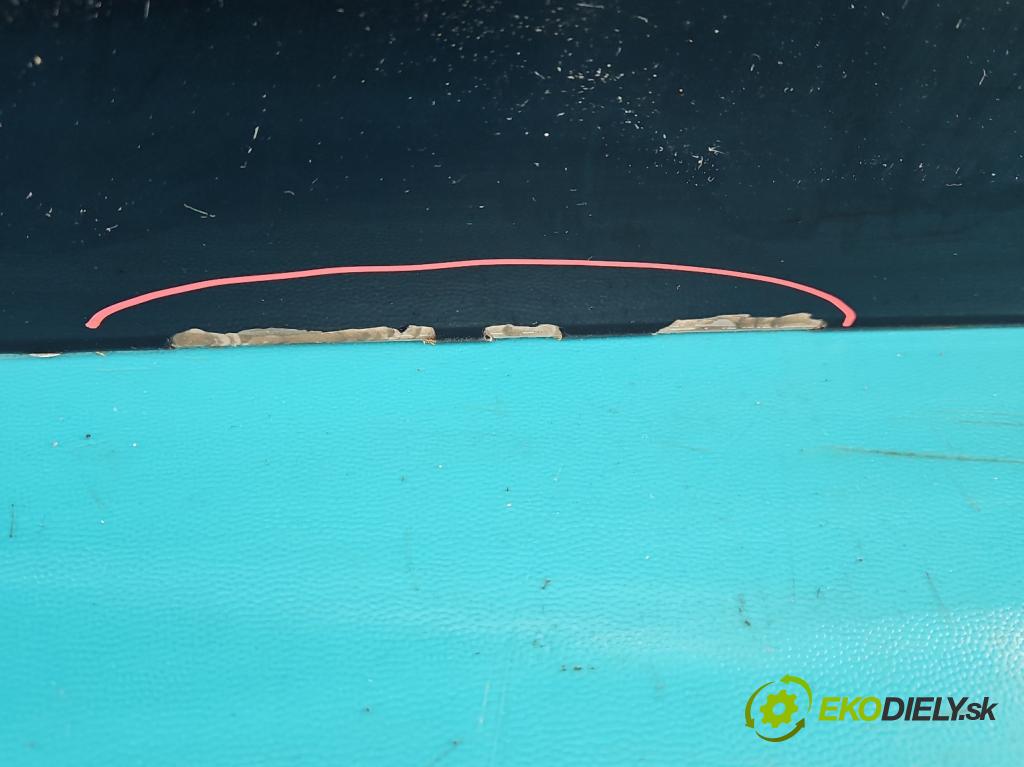 Peugeot 508 II 2018- 1.6 224 hp automatic 165 kW 1598 cm3 5- dveře zadní pravé  (Klika dveří ostatní)