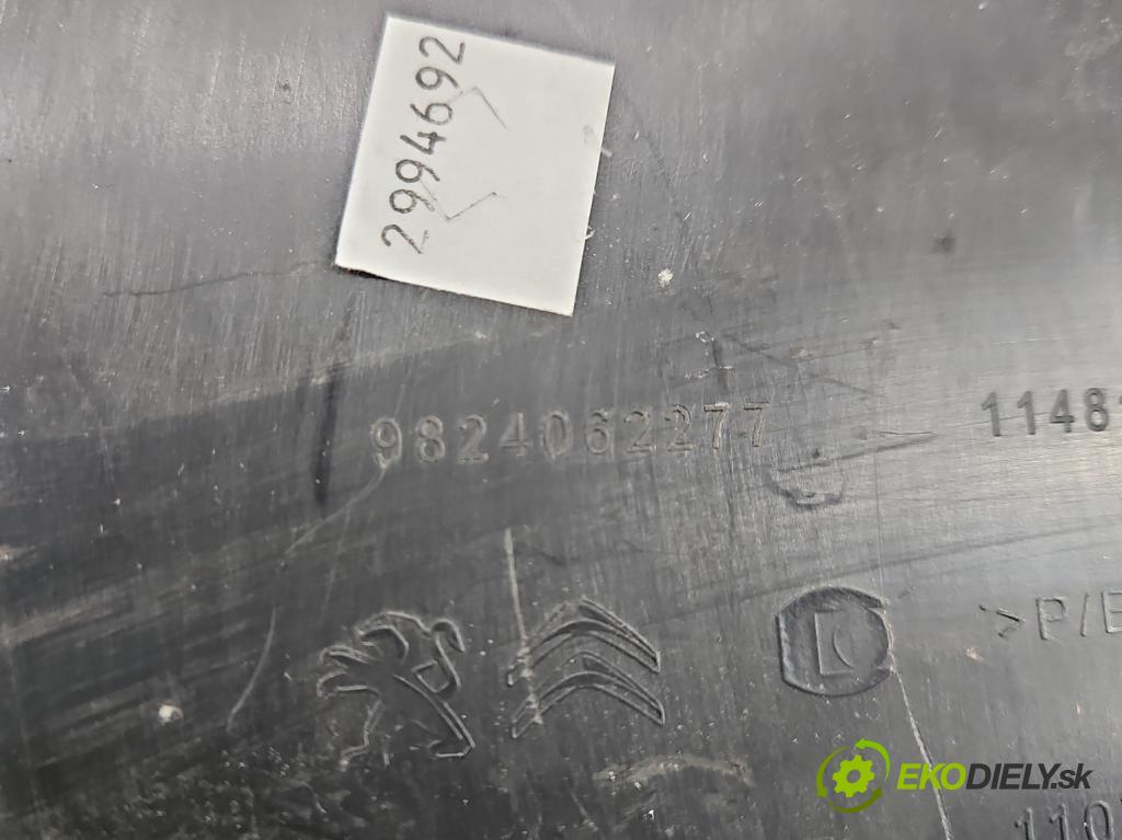 Peugeot 3008 II 2016-2023 1.5 hdi 131 hp automatic 96 kW 1499 cm3 5- kryt plastová 9824062277