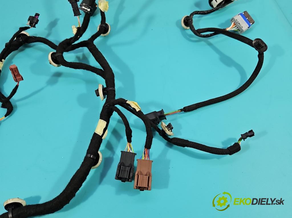 Peugeot 508 II 2018- 1.6 224 hp automatic 165 kW 1598 cm3 5- Balíček: dveře přední vlevo 9822489580