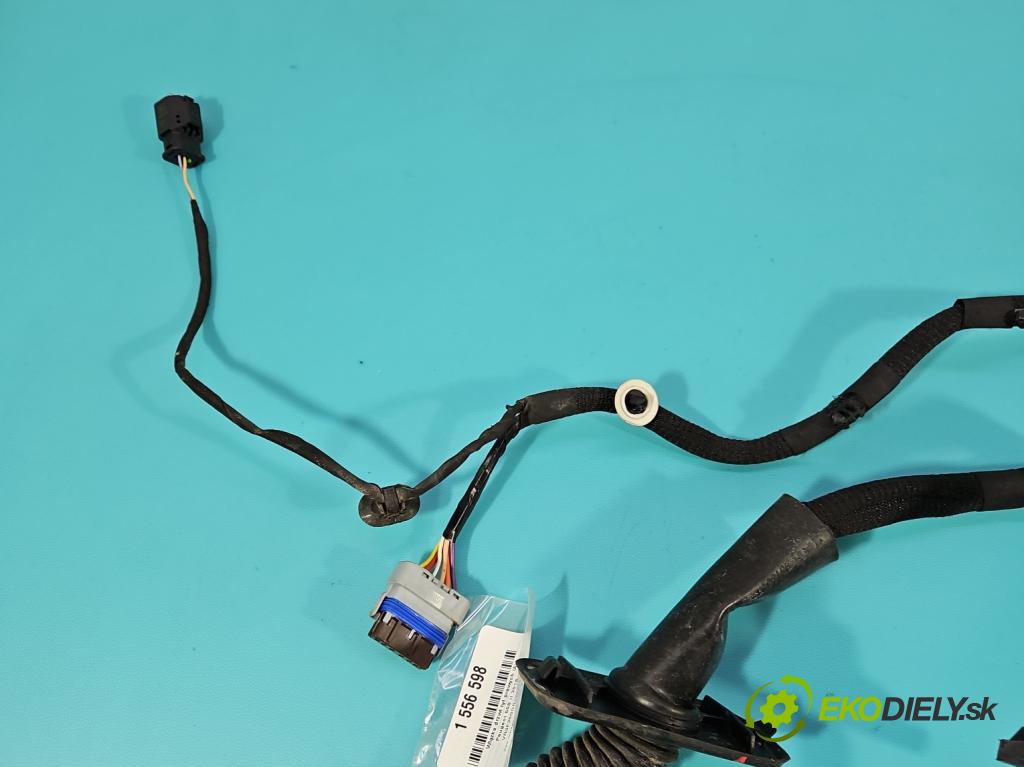 Peugeot 508 II 2018- 1.6 224 hp automatic 165 kW 1598 cm3 5- Balíček: dveře zadní pravých 9822684480