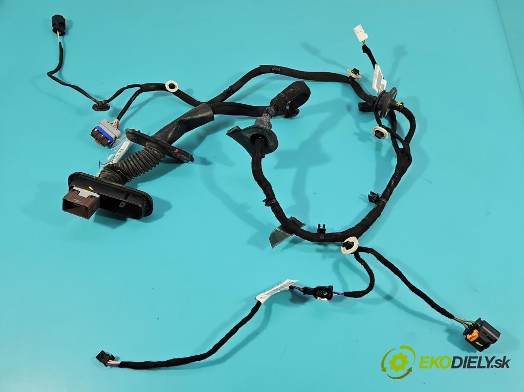 Peugeot 508 II 2018- 1.6 224 hp automatic 165 kW 1598 cm3 5- Balíček: dveře zadní pravých 9822684480