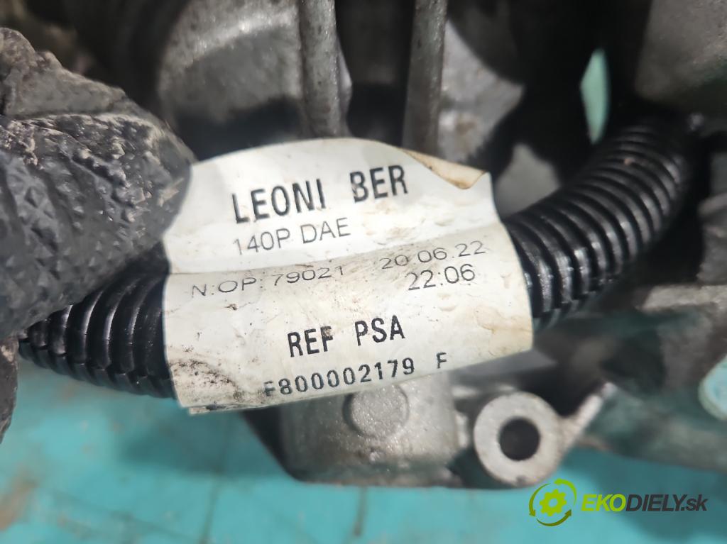 Peugeot 3008 II 2016-2023 1.5 hdi 131 HP automatic 96 kW 1499 cm3 5- Ozubené kolo: volant 6820000313