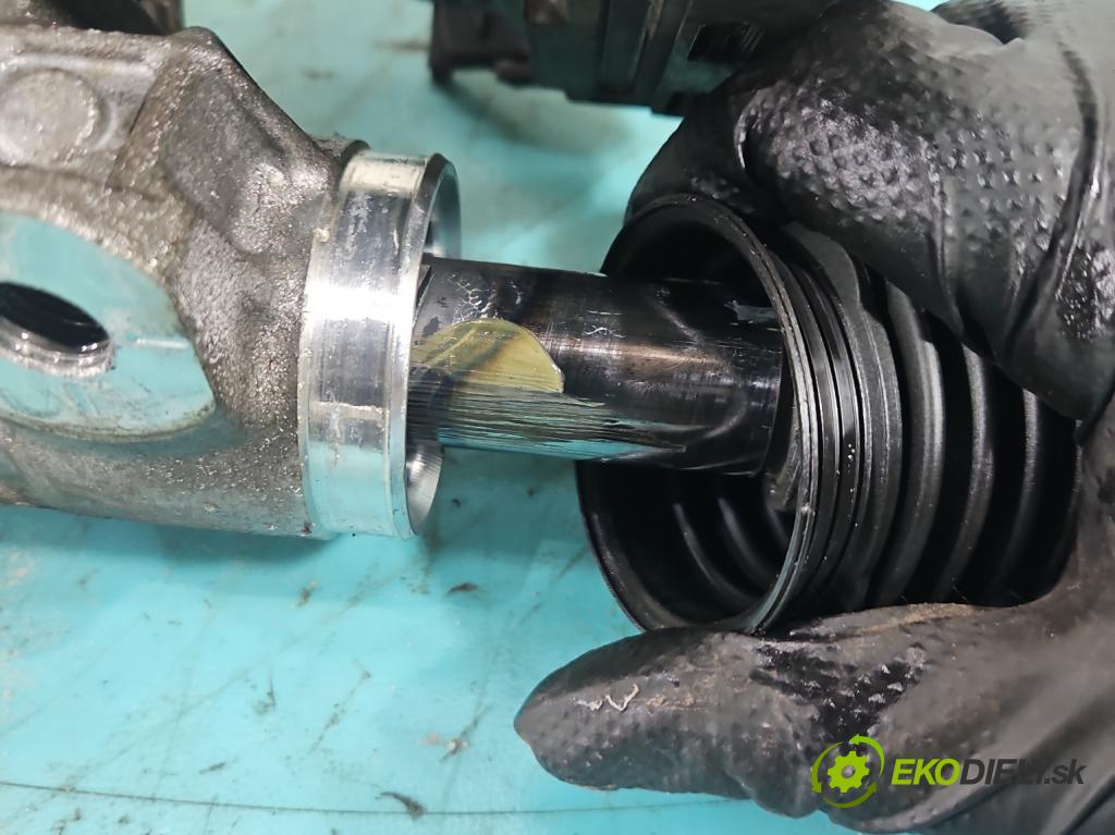 Peugeot 3008 II 2016-2023 1.5 hdi 131 HP automatic 96 kW 1499 cm3 5- Ozubené kolo: volant 6820000313