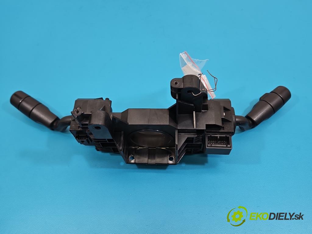 Land rover Range Rover sport I L320 3.6 TD V8 272 HP automatic 200 kW 3628 cm3 5- prepínač komplex: XPB500350 (Prepínacie páčky pod volantom)