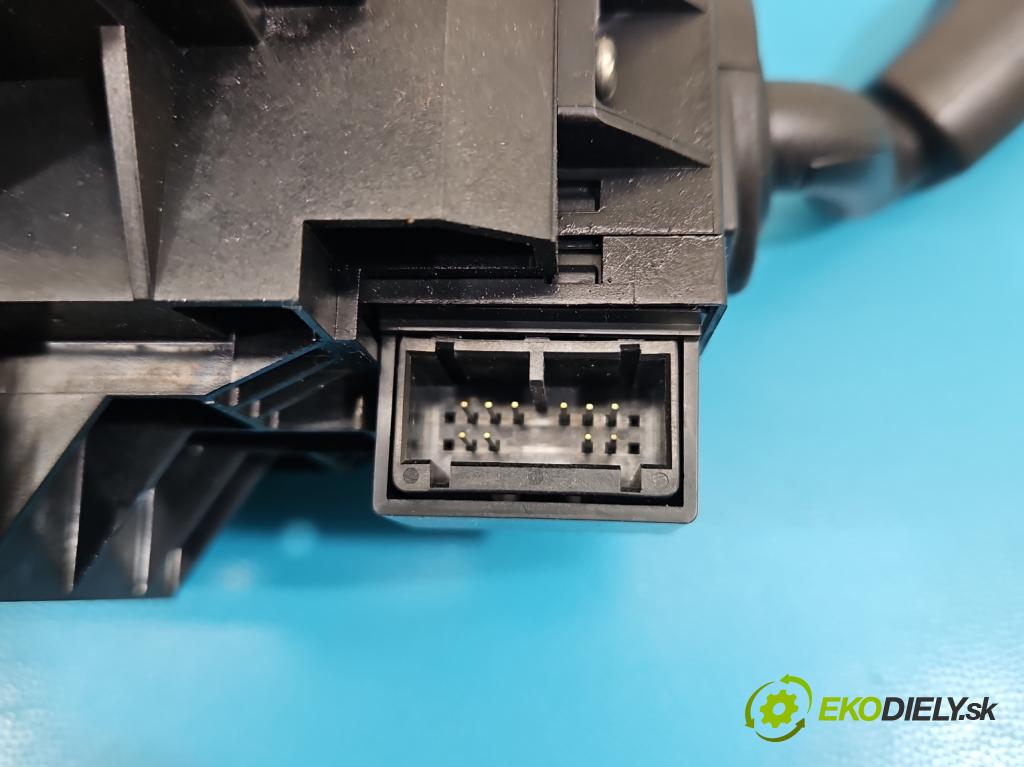 Land rover Range Rover sport I L320 3.6 TD V8 272 HP automatic 200 kW 3628 cm3 5- prepínač komplex: XPB500350 (Prepínacie páčky pod volantom)