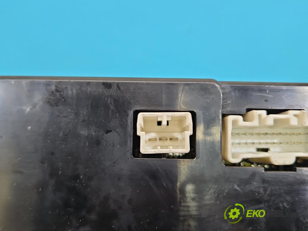 Land rover Range Rover sport I L320 3.6 TD V8 368DT 272 HP automatic 200 kW 3628 cm3 5- panel kúrenia 146570-5620